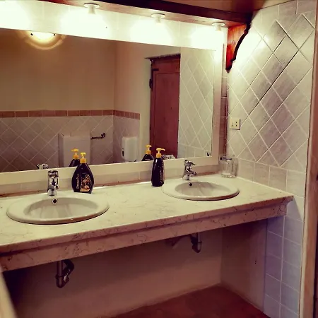 Daina Bianca Bed & Breakfast *