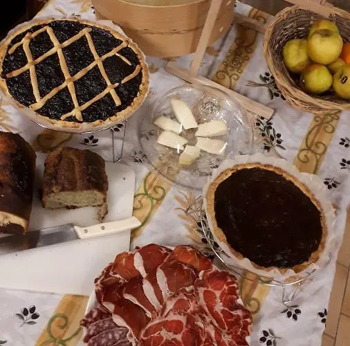 Daina Bianca 住宿加早餐酒店 Solignano